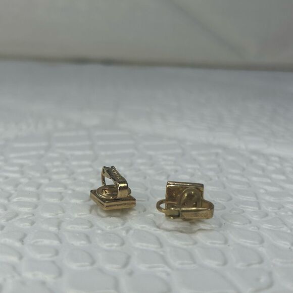 NiniβRicci Gold/Crystal Vintage Clip on Earrings - Picture 8 of 8
